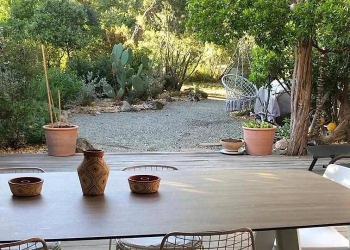 Santa Giulia, Cala Sultana Numero 40 *